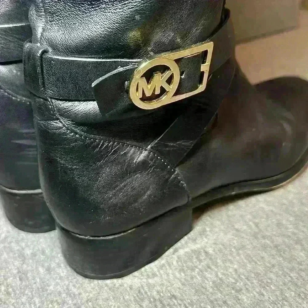 Michael Kors Women's Bryce Tall Boot Black Leather Zip Up Riding Boots Size 10. - Picture 10 of 14